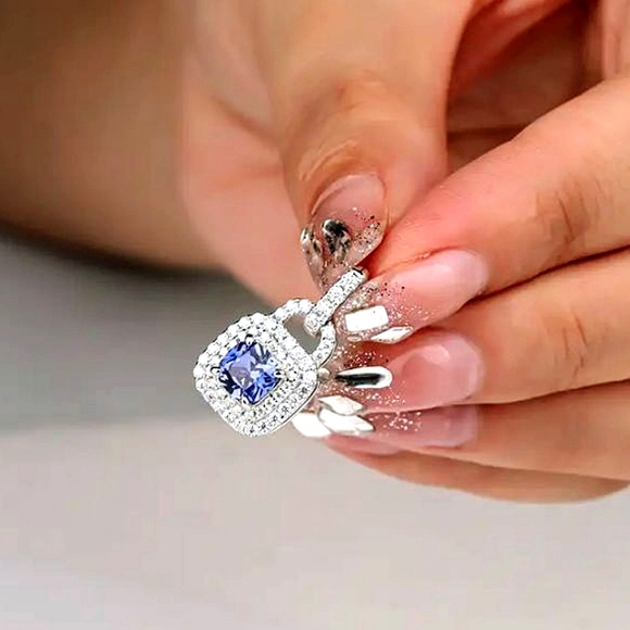 925 Sterling Silver Lab Grown Blue Sapphire Lock Pendant Necklace - Picture 3 of 6